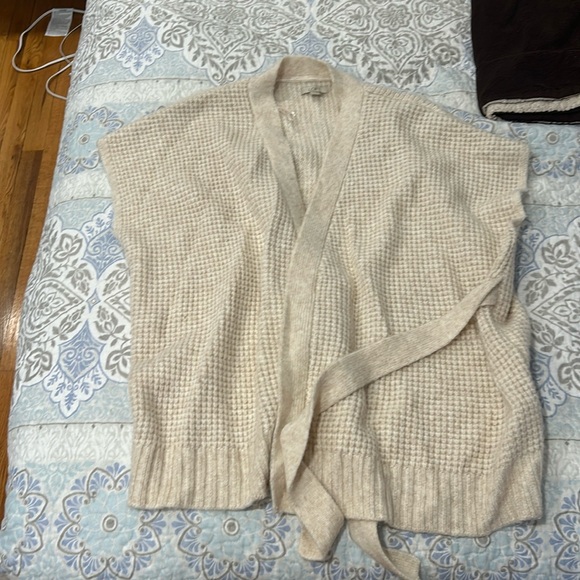 Loft sweater - Picture 1 of 3